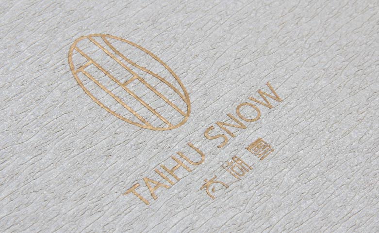 Luxury Silk Pillow Cover Packaging Boxes LOGO