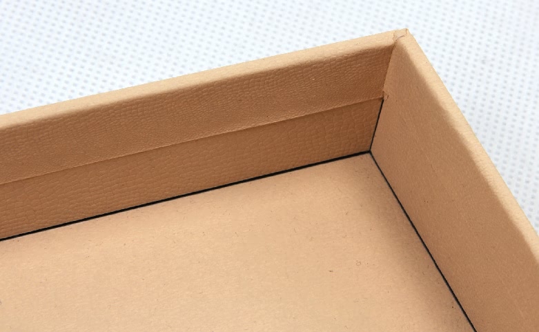 Luxury Leatheretter Paper Shirt Box Corner Detail