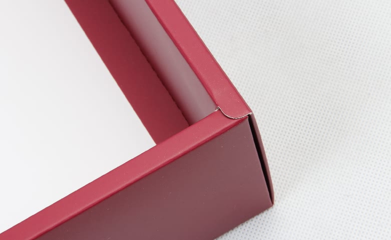 簡潔な赤い羽毛布団カバー包装箱の詳細