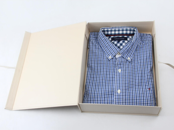 Binding Cloth Garment Paper Boxes With Shirt