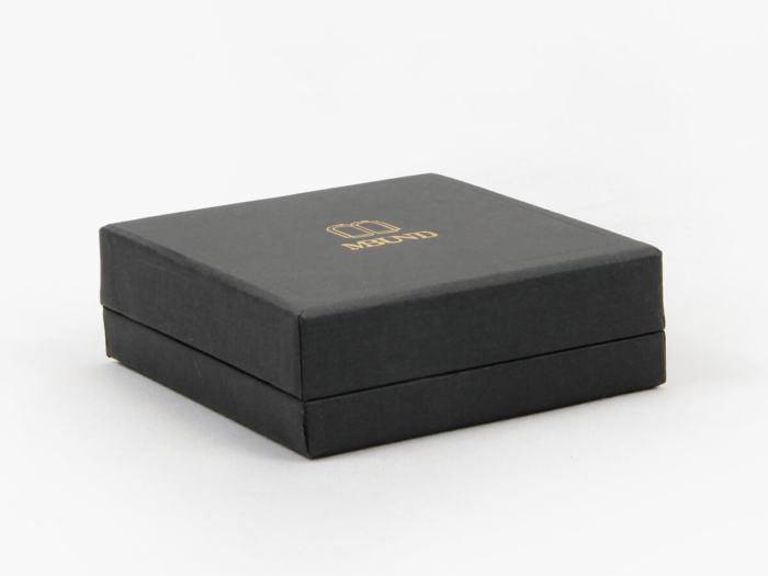 Black Dyed Full Embossing Jewelry Packaging Boxes Corner Detail
