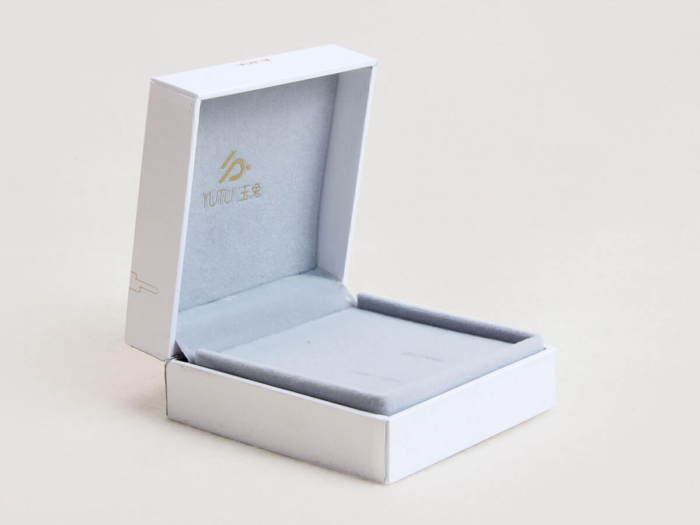 Jade Rabbit Jewelry Packaging Boxes Corner Display
