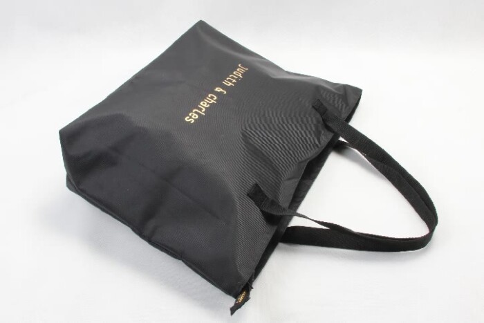 Large Black Polyester Beach Pool Tote Bags With Zipper Closure side