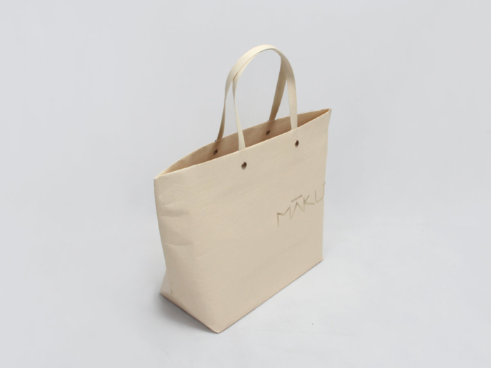 Luxury Leather Paper Ship Type Paper Bags Side Display