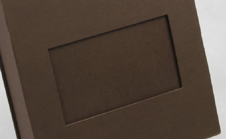 折りたたみガーメント ボックス絵カード裏地を表示します。