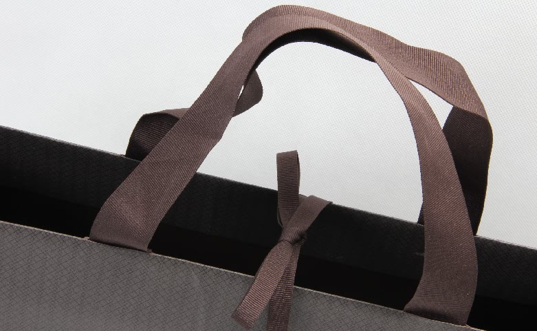 Luxury Men's Suit Shopping Paper Bag Wide Handle
