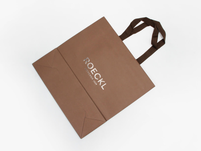 Luxury Garment Accessory Shopping Bag Folding Way