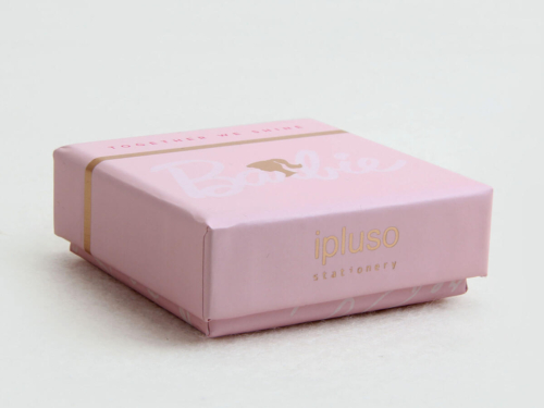 ピンクの文房具ギフト包装箱