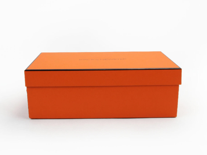Luxury Brand Color Shoe Box Bottom Detail