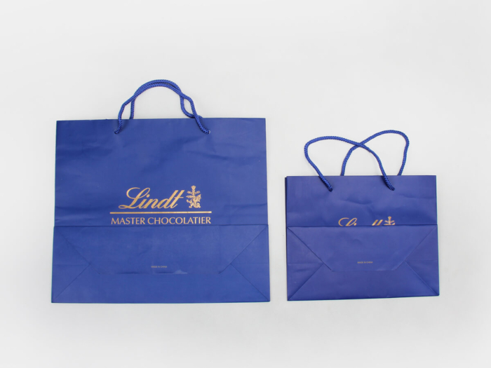 Sea Blue Garment Shopping Paper Bags Folding Way