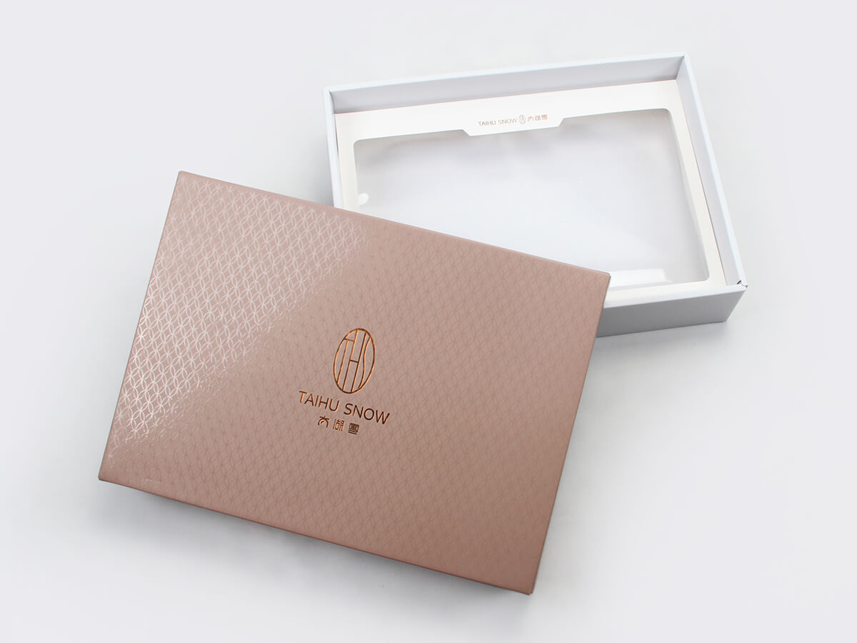 Luxury Silk Sheet Set Packaging Box with UV Varnish