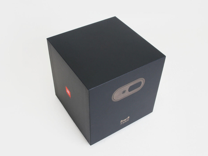 Smart Device Packaging Boxes Display