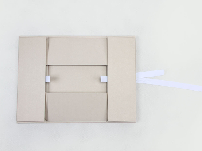 Luxury Rigid Folding Box four-corner Magnetic