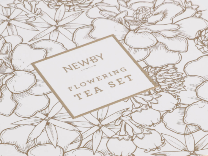 Flowering Teas and Cup Packagig Rigid Boxes LOGO Technique