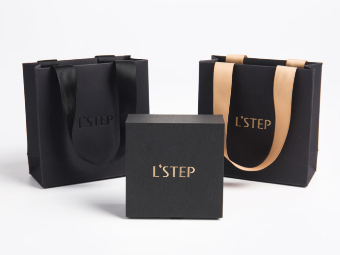 Pendant Packaging Boxes and Bags Display