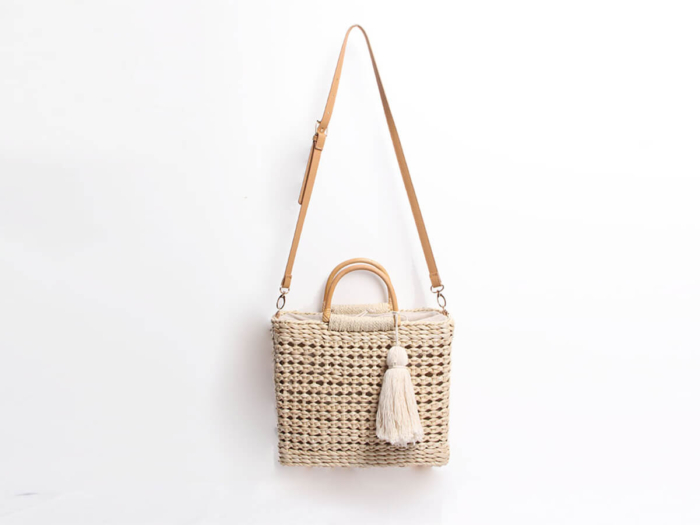 Corn Husk Basket Shoulder Bag with Bamboo Handle