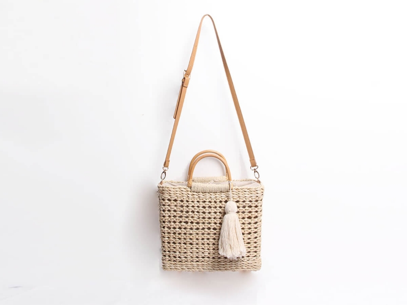 Corn Husk Basket Shoulder Bag with Bamboo Handle - Newstep