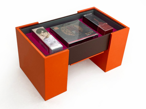 Pull-out Rotating Cosmetic Gift Box