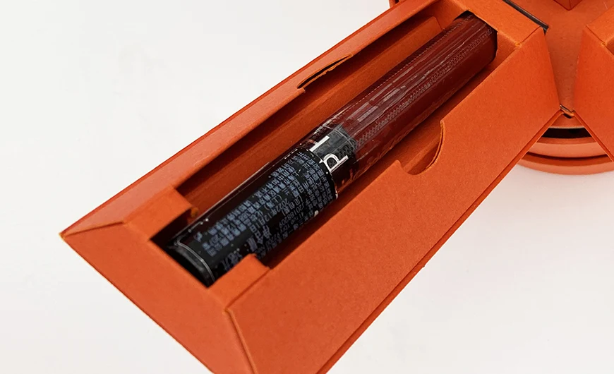Lipstick Packaging Box Lining Detail