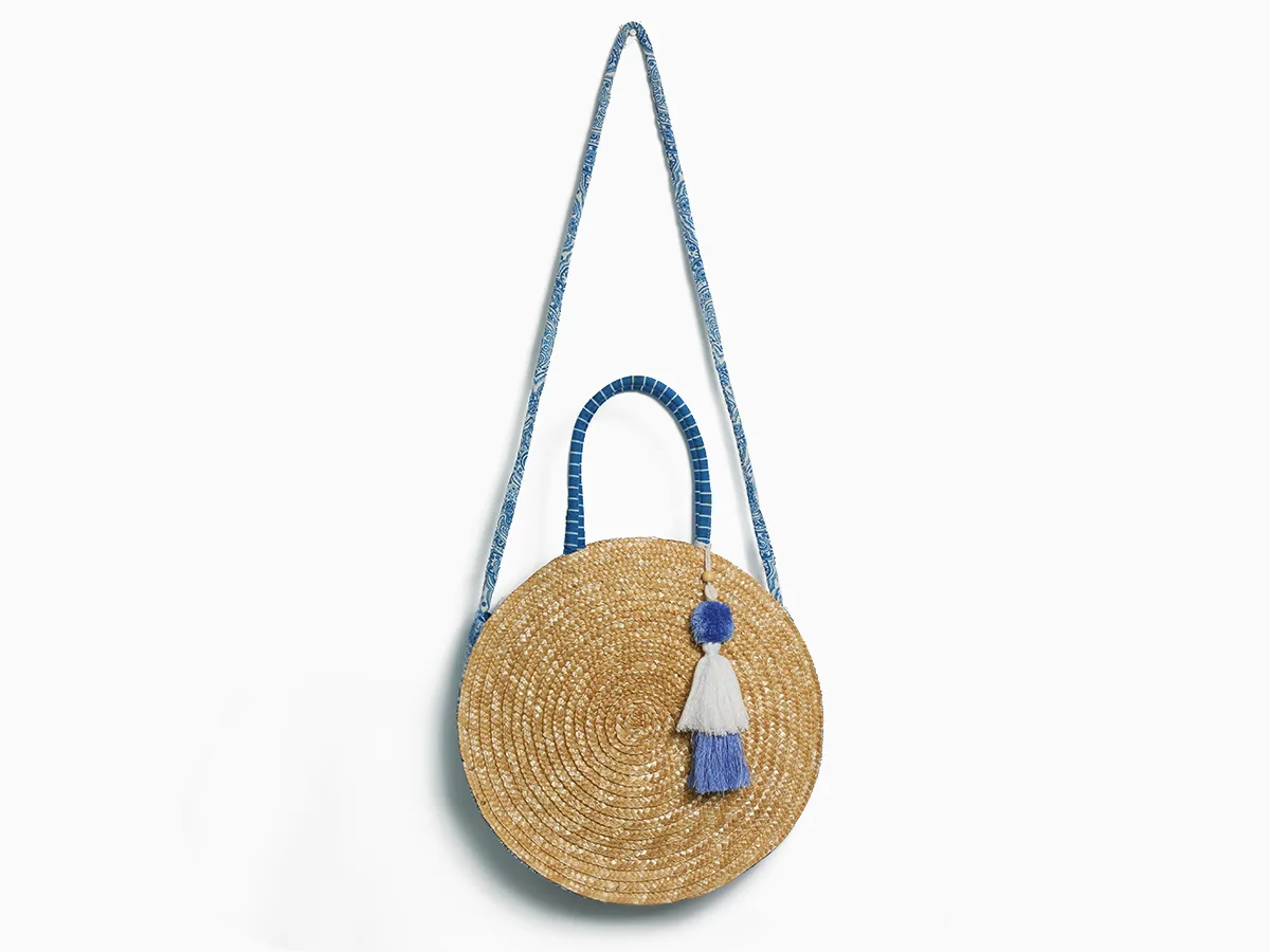 Round Wheat Straw Beach Bag Shoulder Strap Hang Display