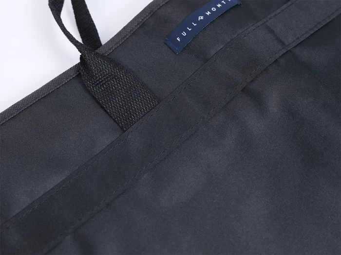 High Quality 600D Nylon Garment Bag Sewing