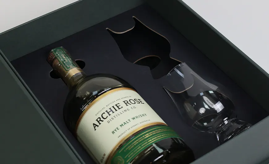 Sustainable Luxury Whisky Folding Box Set Cardboard Lining