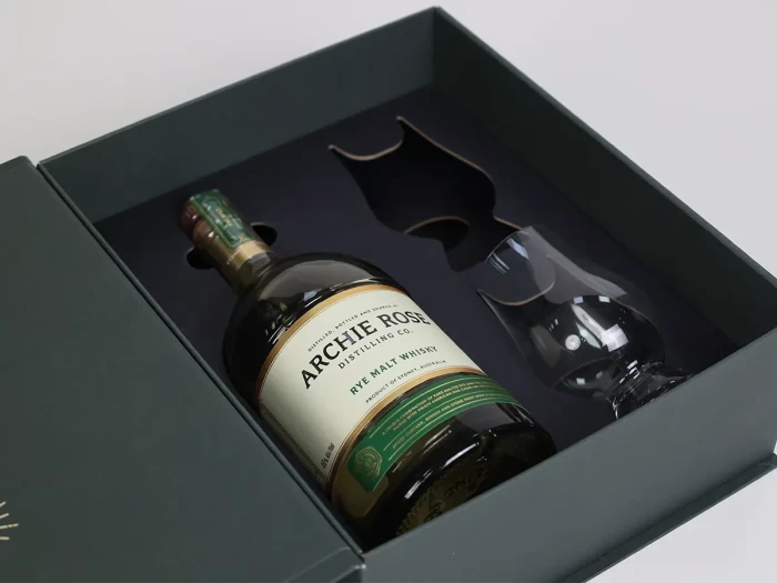 Sustainable Luxury Whisky Folding Box Set Cardboard Lining