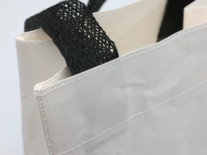 White Washable Kraft Paper Shopping Bags Handle Sewing